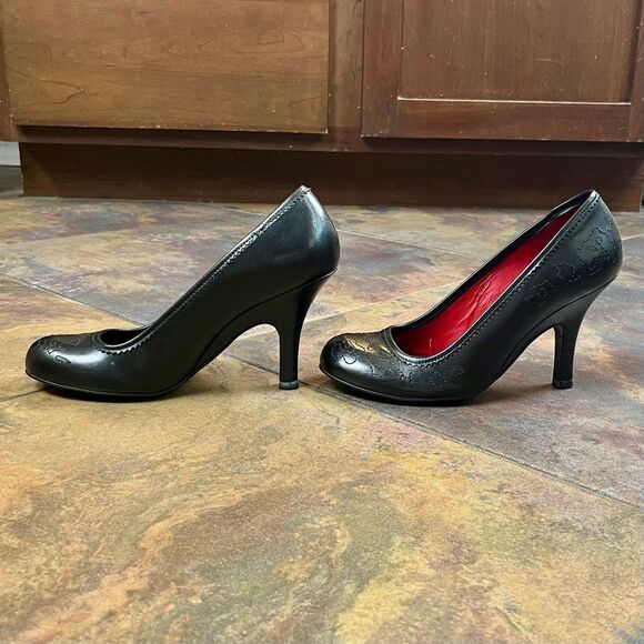 Women’s Black Leather Embroidered Pump Heels 7.5 - Picture 6 of 13